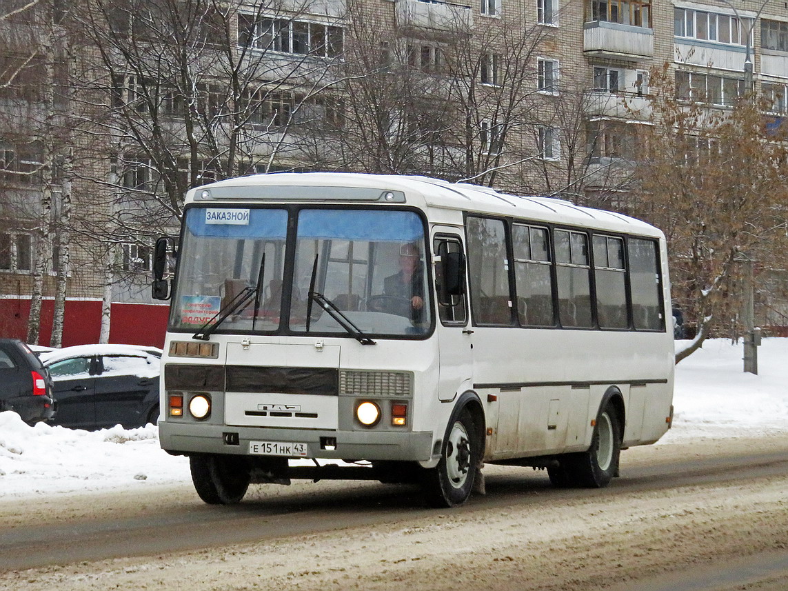 Кировская область, ПАЗ-4234 № Е 151 НК 43