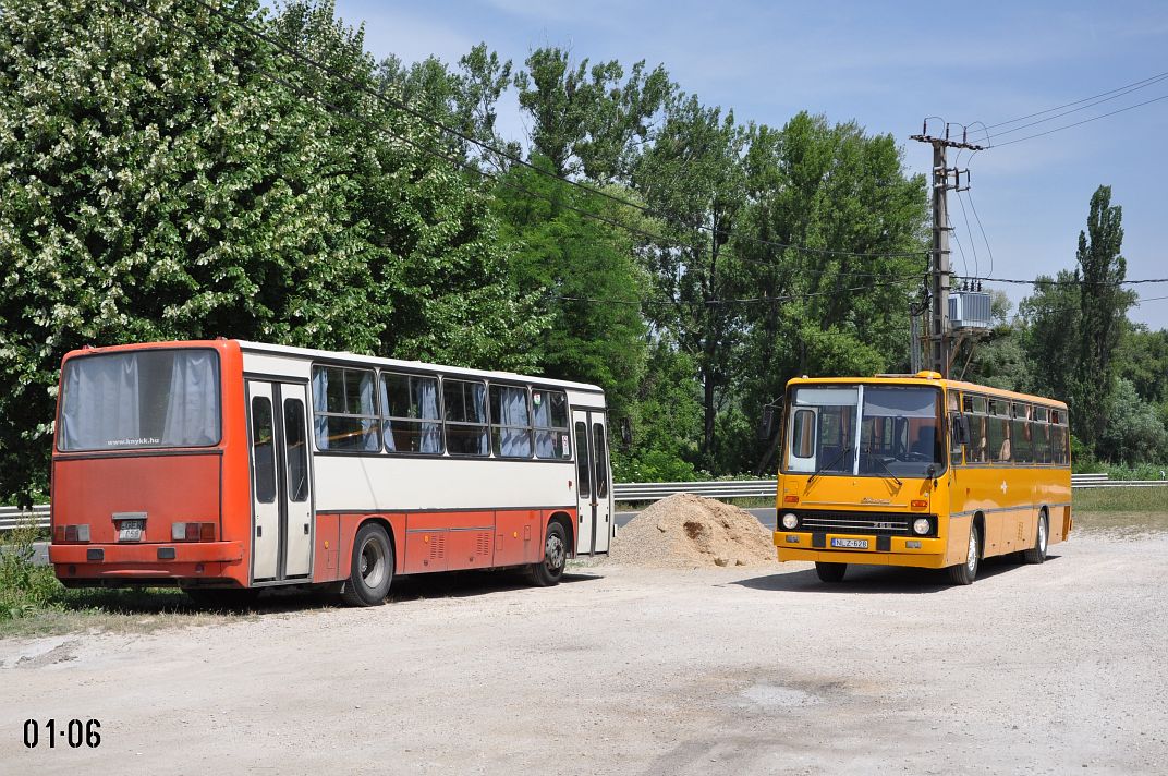 Венгрия, Ikarus 260.20M № GEW-059; Венгрия, Ikarus 266.25 № NLZ-628; Венгрия — Фототуры