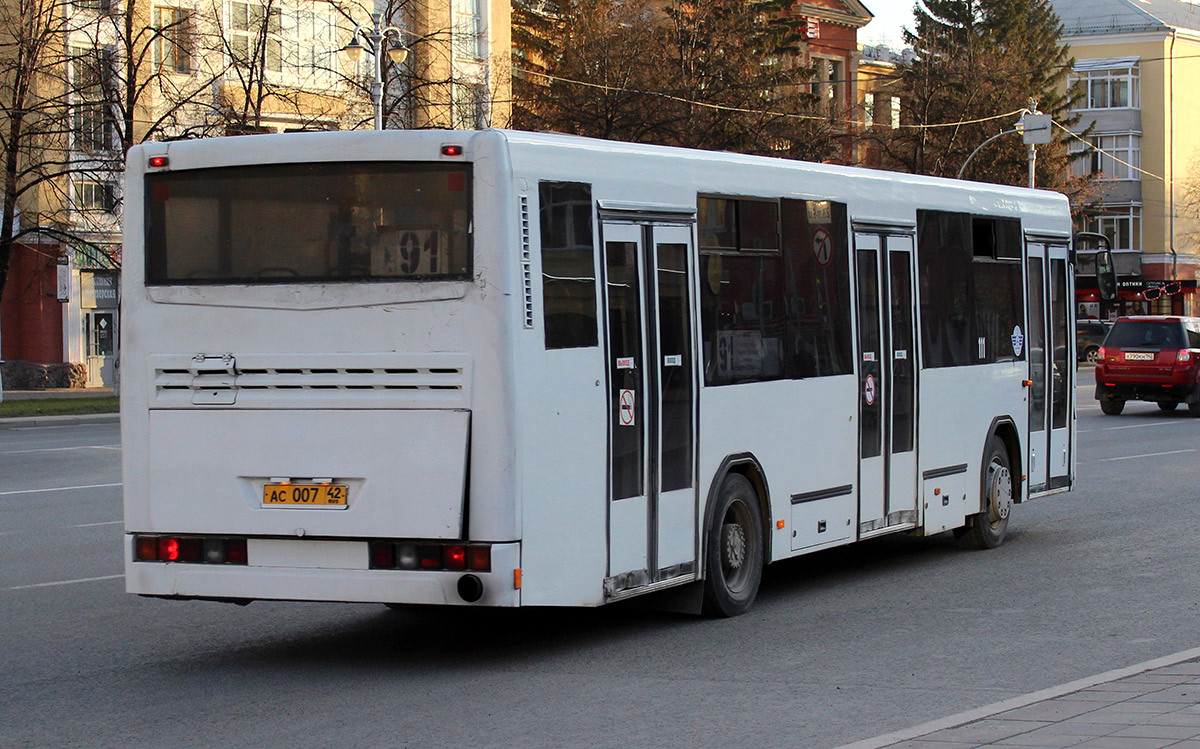 Kemerovo region - Kuzbass, NefAZ-5299-20-32 Nr. 111