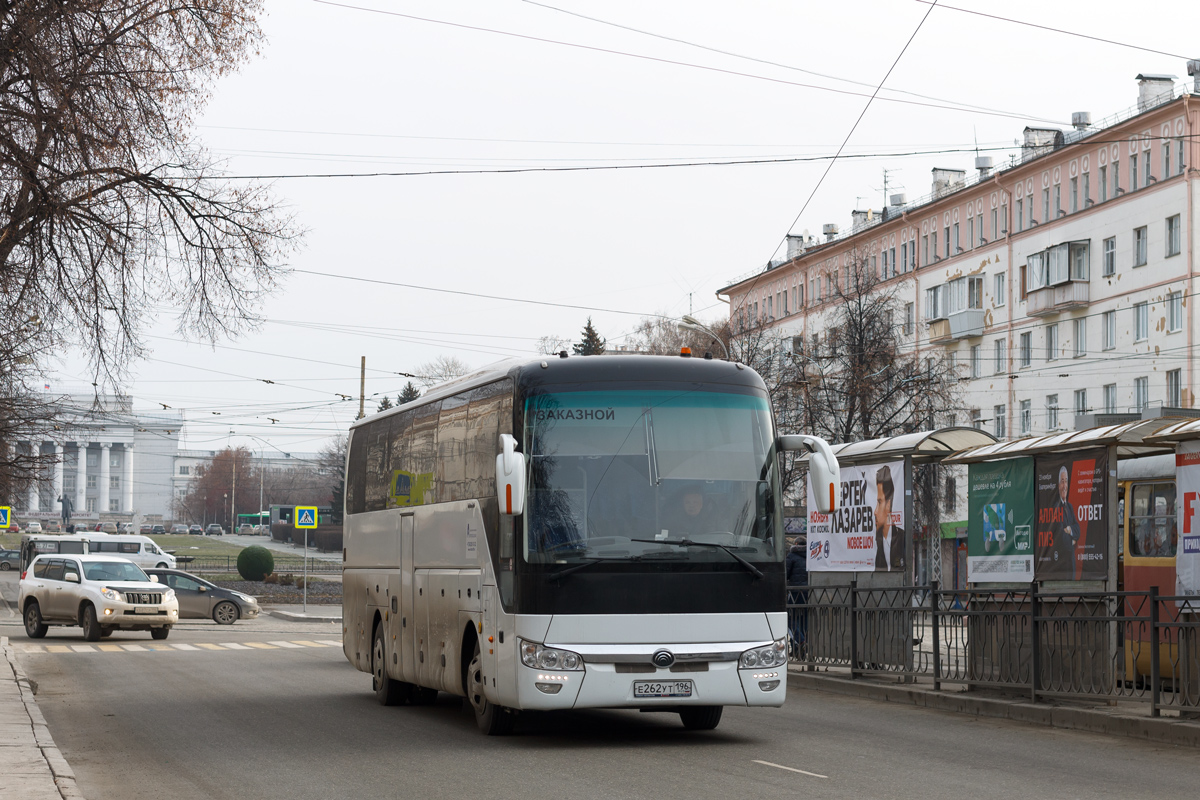 Свердловская область, Yutong ZK6122H9 № Е 262 УТ 196