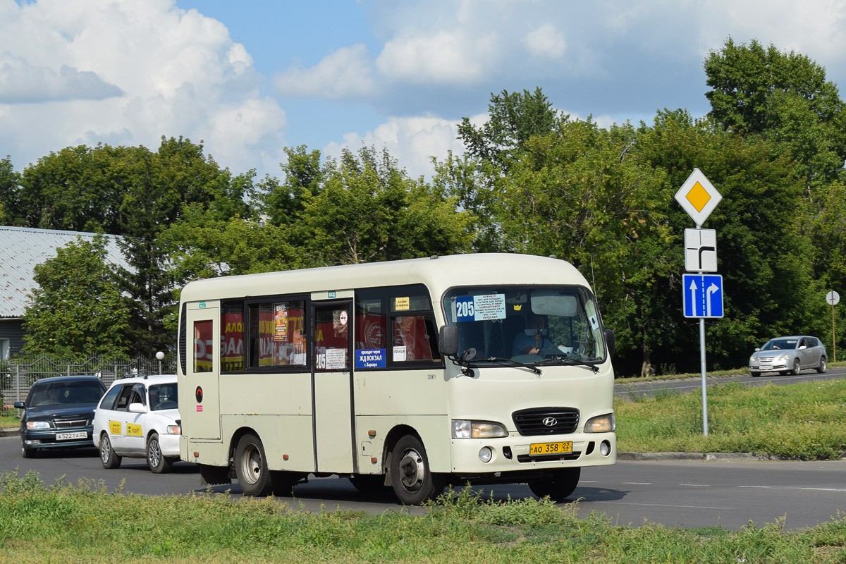 Алтайский край, Hyundai County SWB C08 (РЗГА) № АО 358 22