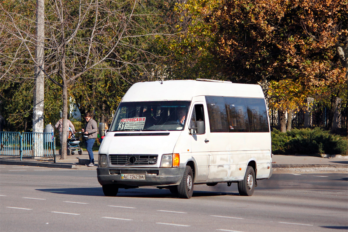 Днепропетровская область, Volkswagen LT35 № AE 7242 BA