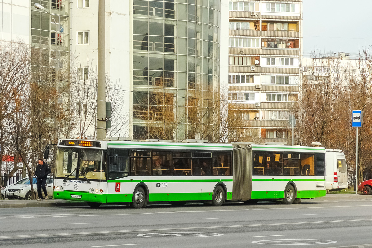 Μόσχα, LiAZ-6213.20 # 031139