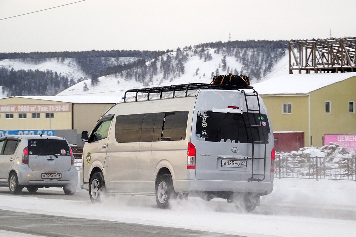 Саха (Якутия), Toyota HiAce TRH223L № В 125 МО 27