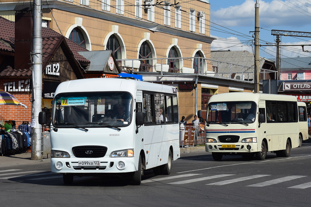 Алтайский край, Hyundai County LWB C09 (ТагАЗ) № Р 099 ХВ 123; Алтайский край, Hyundai County SWB C08 (РЗГА) № АО 360 22