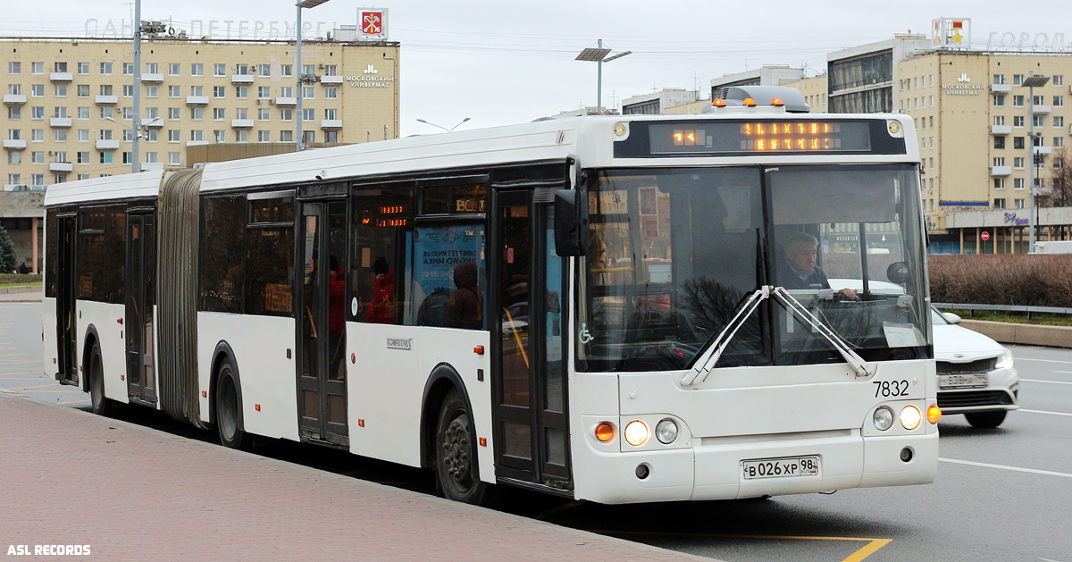 Санкт-Петербург, ЛиАЗ-6213.20 № 7832