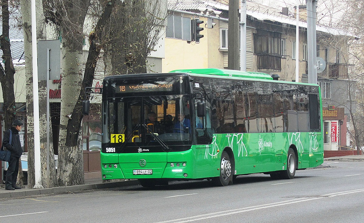 Алматы, Golden Dragon XML6125CR № 5051