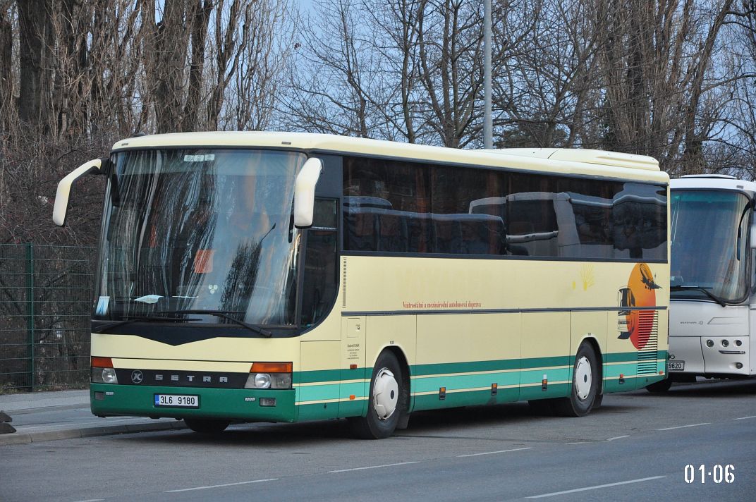 Чехия, Setra S315GT-HD № 3L6 9180