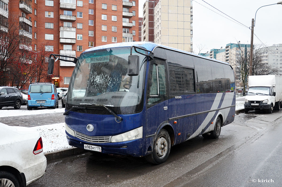 Санкт-Петербург, Yutong ZK6737R № В 983 МТ 178