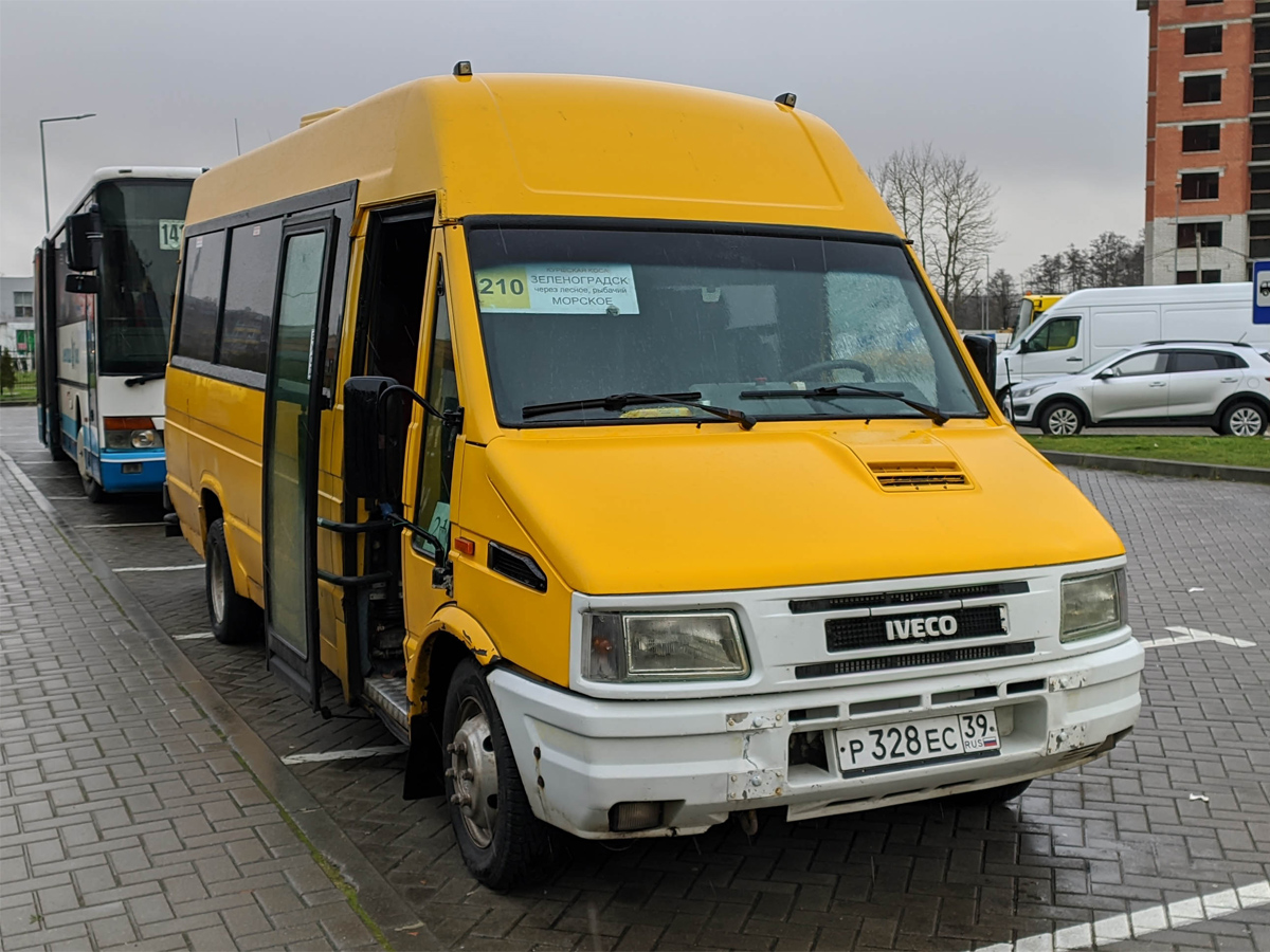 Калининградская область, IVECO TurboDaily A45-12 № Р 328 ЕС 39