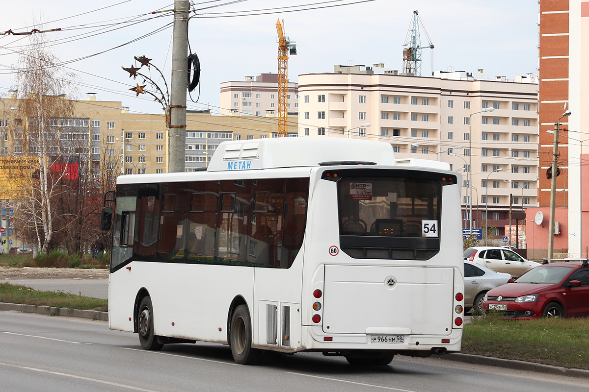 Пензенская область, КАвЗ-4270-70 № Р 966 НМ 58