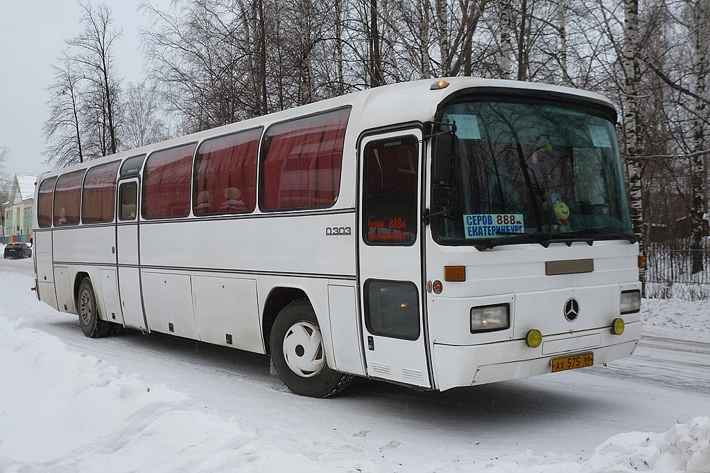 Свердловская область, Mercedes-Benz O303-15KHP-A № АХ 575 66