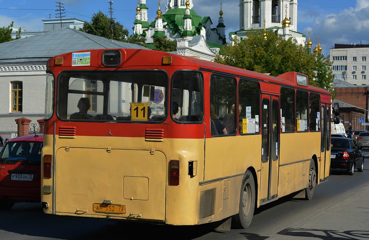 Тюменская область, Mercedes-Benz O305 № АН 352 72