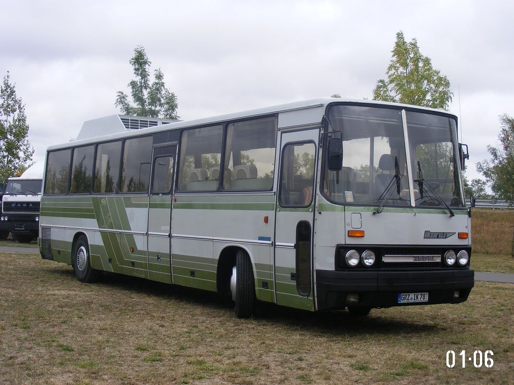 Тюрингия, Ikarus 250 № GRZ-IK 78; Венгрия — VI. Nemzetközi Ikarus, Csepel és Veteránjármű Találkozó, Polgár (2013)