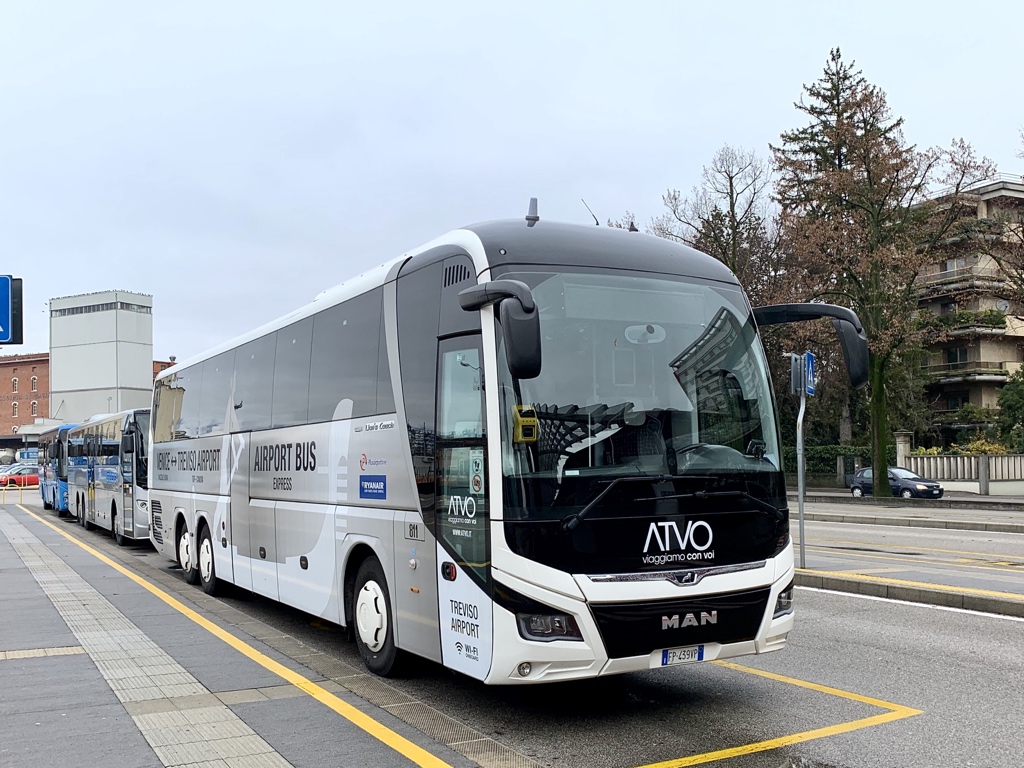 Италия, MAN R09 Lion's Coach C RHC464 C № 811