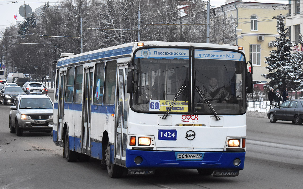 11 маршрут омск. Маршрут 69 Омск. Омск ЛИАЗ маршрут 22. Маршрут 69 автобуса Омск. Автобус 978.