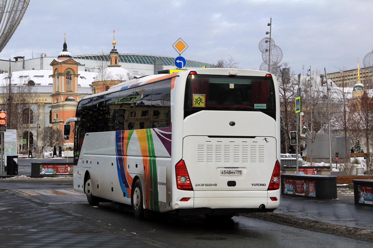 Москва, Yutong ZK6122H9 № А 548 МУ 799