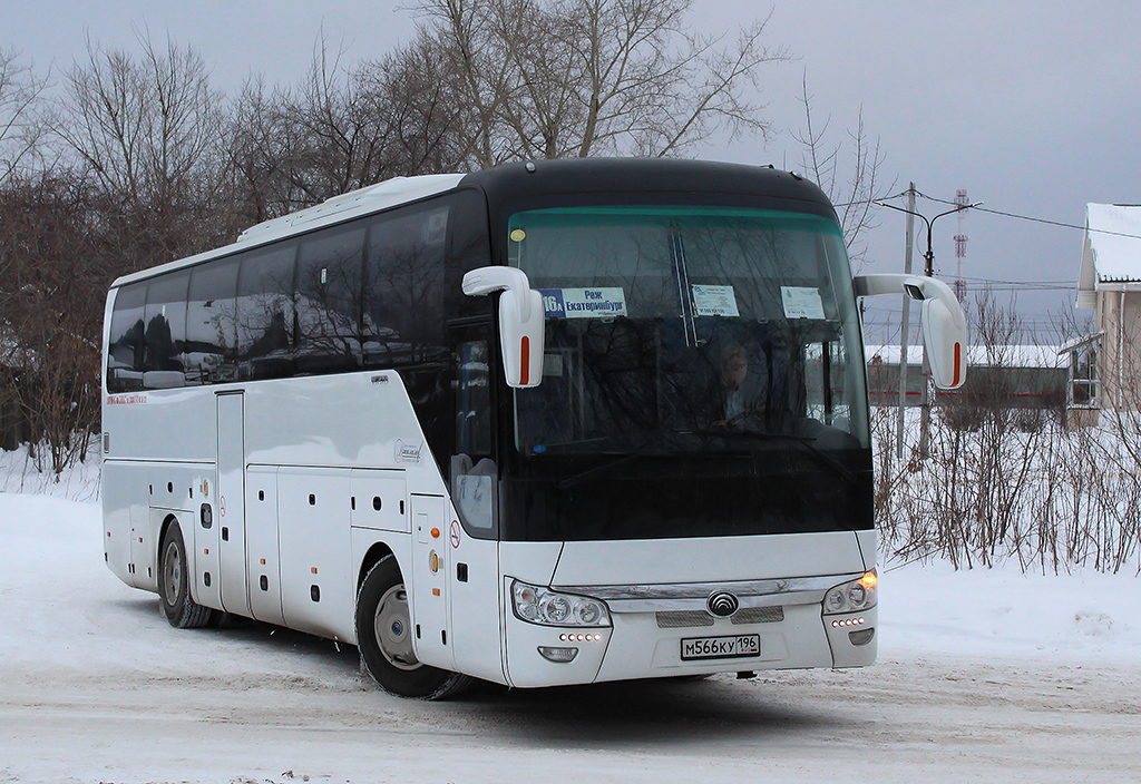 Свердловская область, Yutong ZK6122H9 № М 566 КУ 196