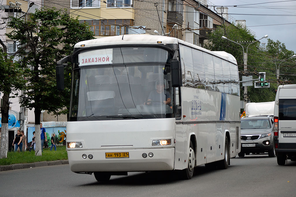 Чувашия, Neoplan N316SHD Transliner Neobody № АН 193 21