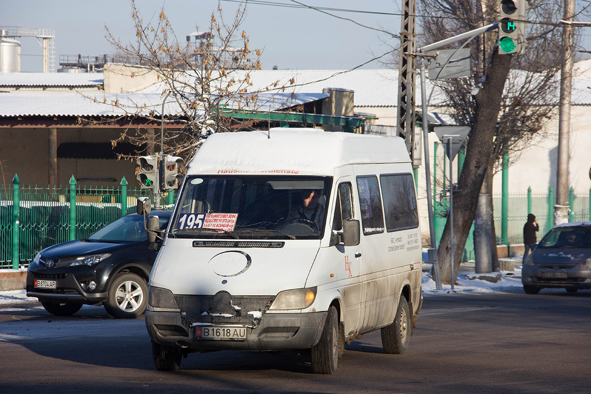 Кыргызстан, Mercedes-Benz Sprinter W901/W902 213CDI № B 1618 AU