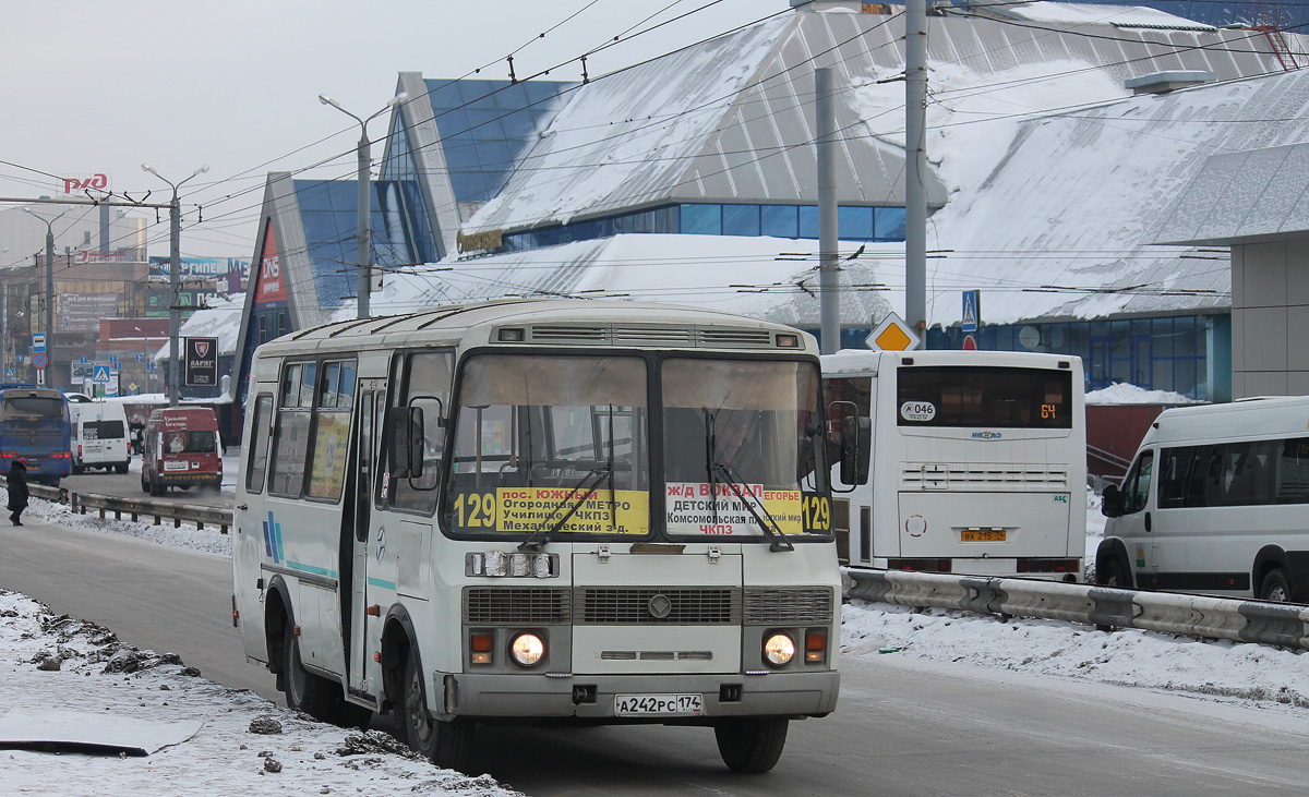 Chelyabinsk region, PAZ-32053 Nr. А 242 РС 174
