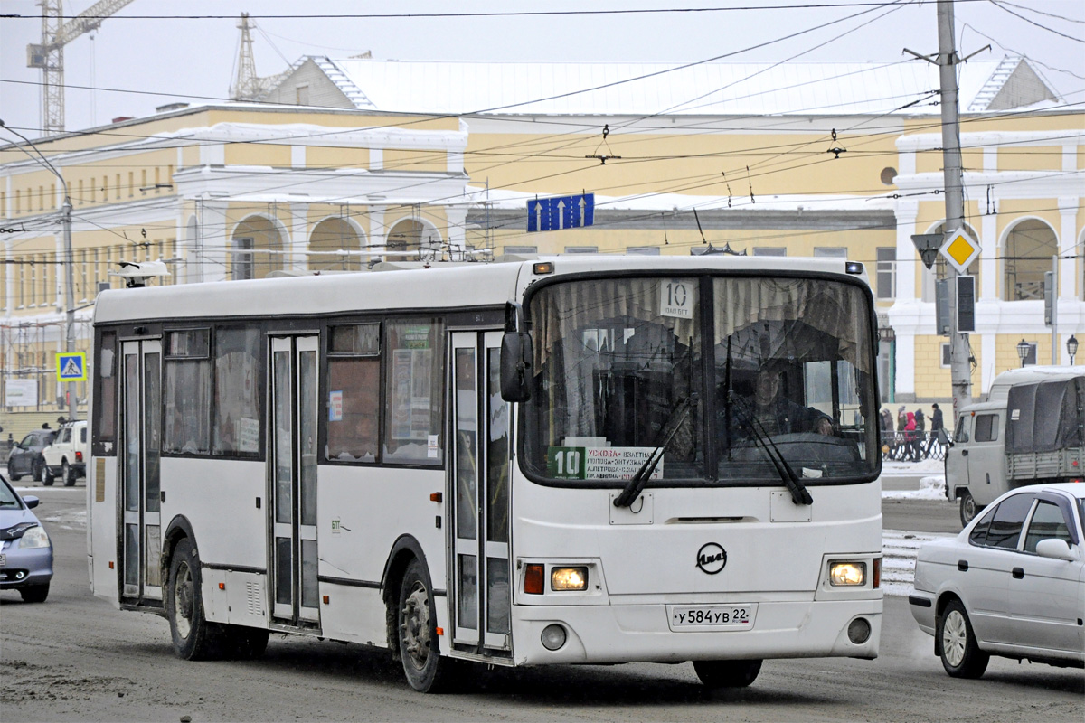 Altayskiy kray, LiAZ-5256.53 # У 584 УВ 22