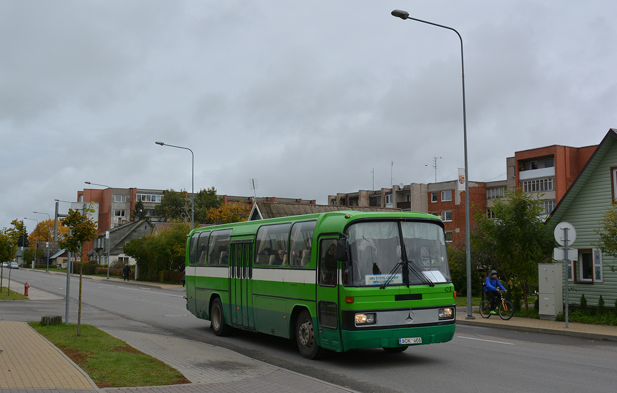 Литва, Mercedes-Benz O303-11ÜHE № 423