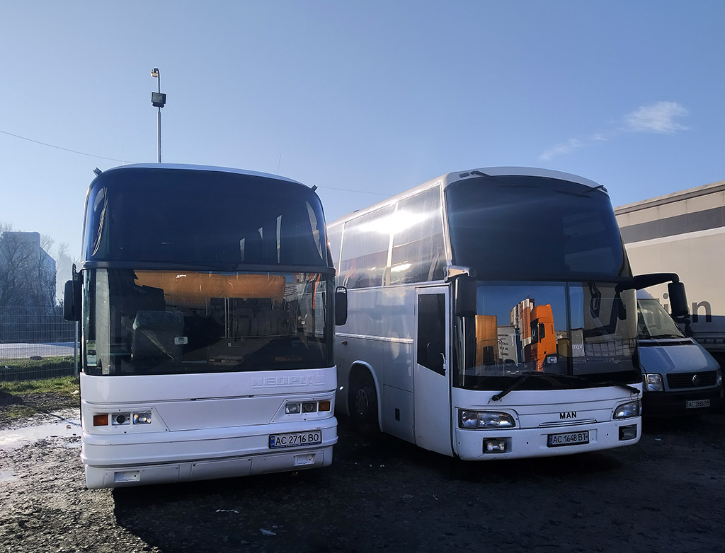 Волынская область, Neoplan N116 Cityliner № AC 2716 BO; Волынская область, Noge Etna № AC 1648 BT