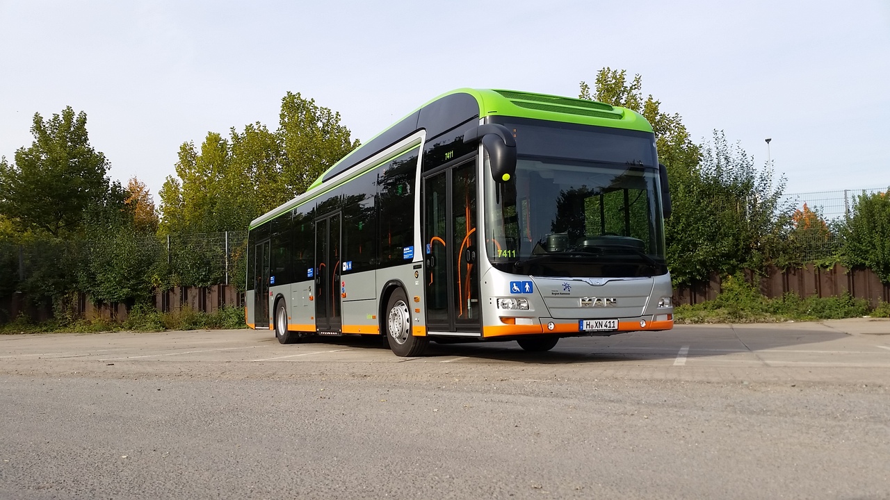 Dolní Sasko, MAN A37 Lion's City Hybrid NL253 č. 7411