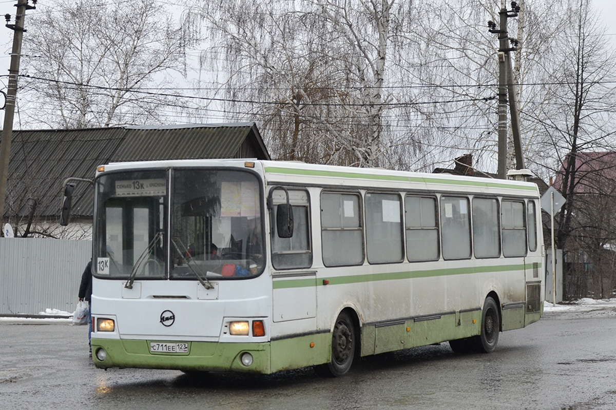 Тамбовская область, ЛиАЗ-5256.35 № С 711 ЕЕ 123