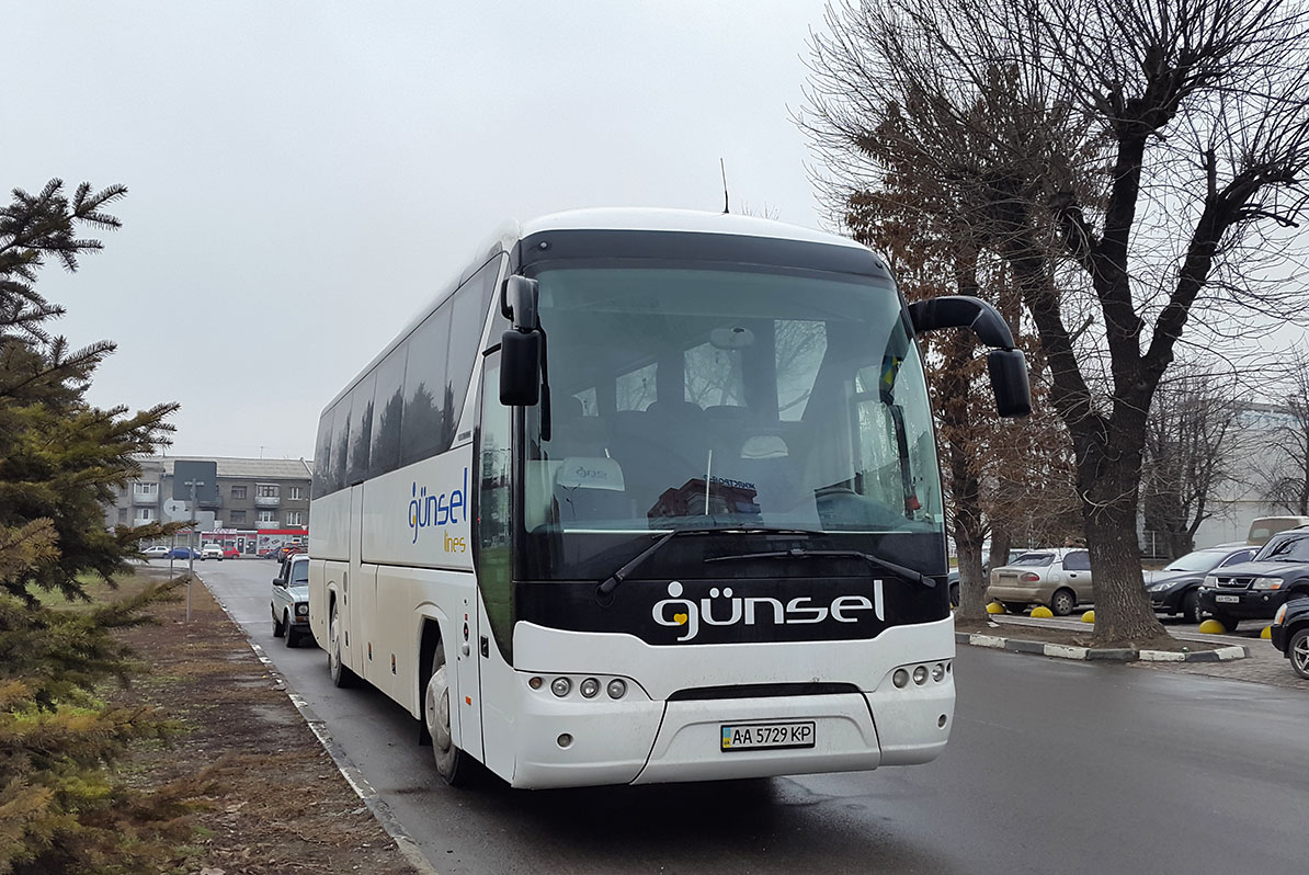 Киев, Neoplan P21 N2216SHD Tourliner SHD № AA 5729 KP