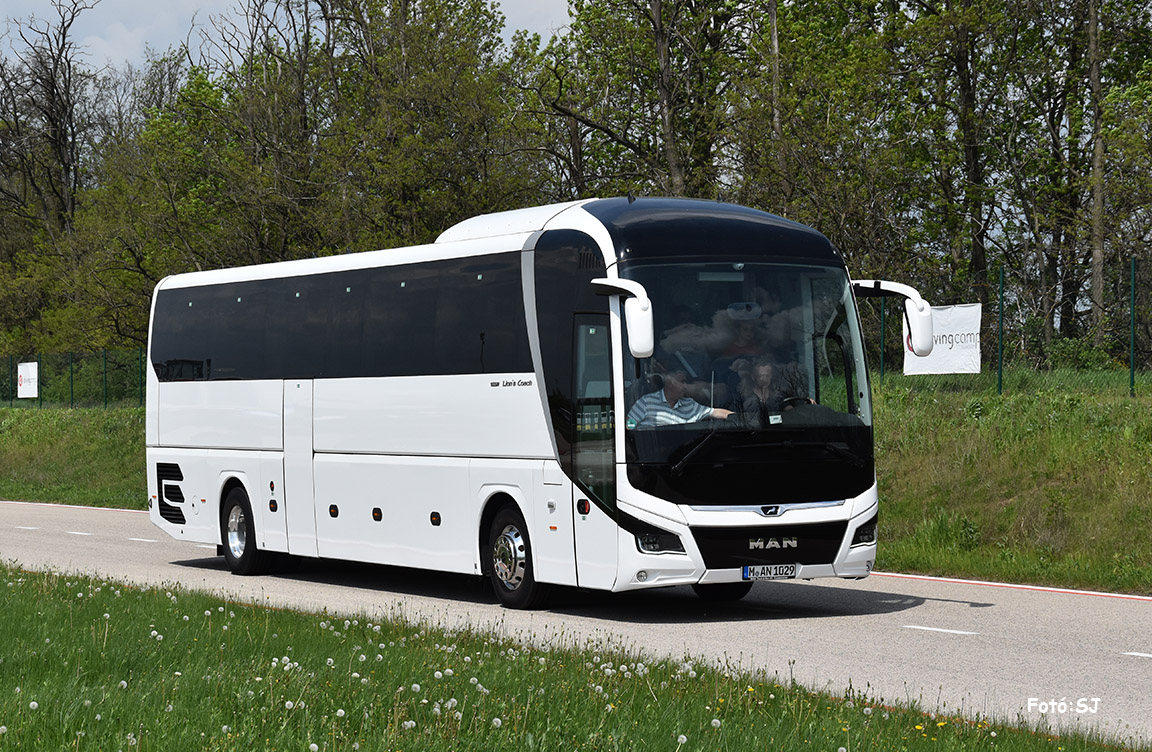 Бавария, MAN R10 Lion's Coach C RHC464 C № M-AN 1029; Венгрия — Busexpo 2018, Zsámbék