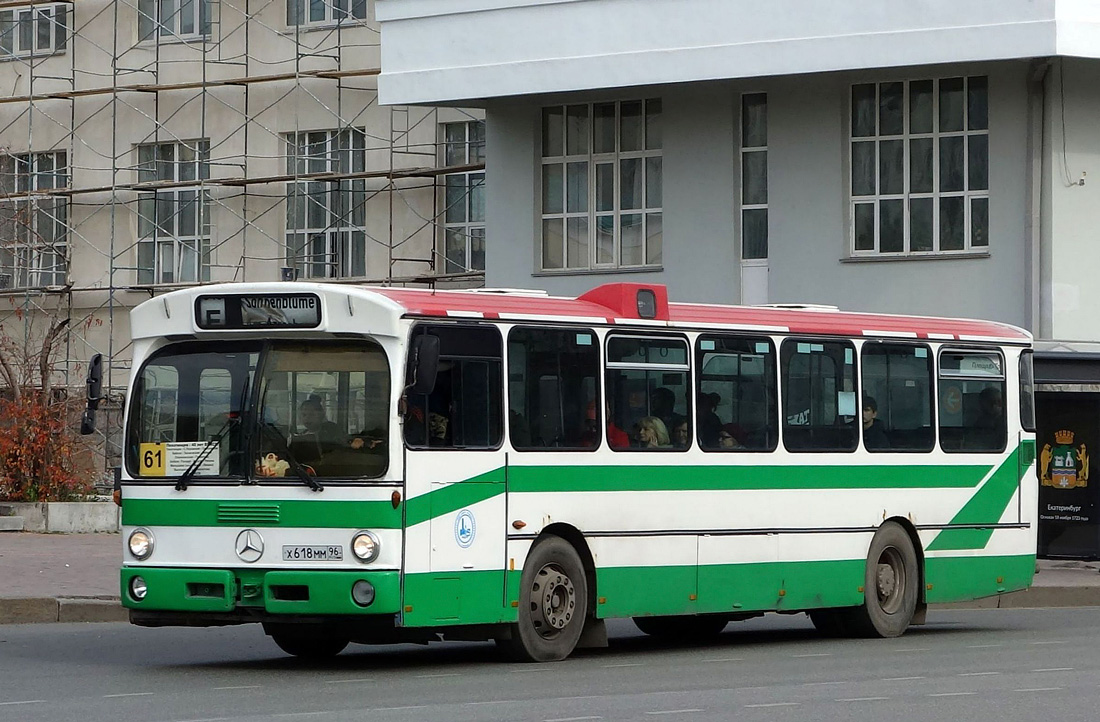 Sverdlovsk region, Mercedes-Benz O305 č. Х 618 ММ 96