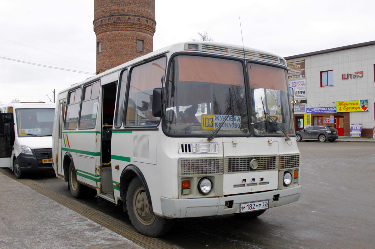 Брянская область, ПАЗ-32054-110-07 № М 182 МР 32