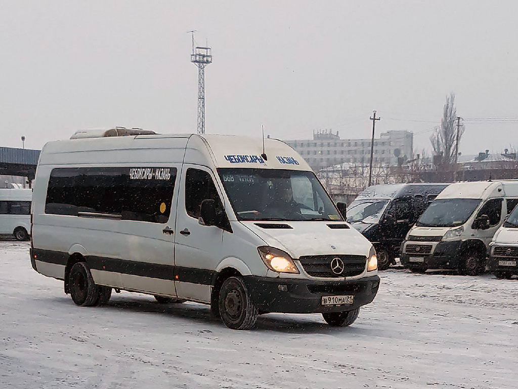 Чувашия, Mercedes-Benz Sprinter W906 515CDI № В 910 МА 21