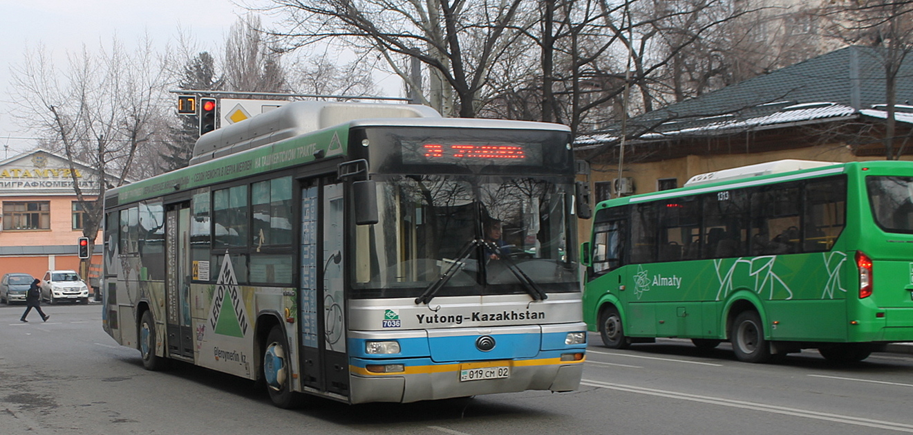 Алматы, Yutong ZK6118HGA № 7036