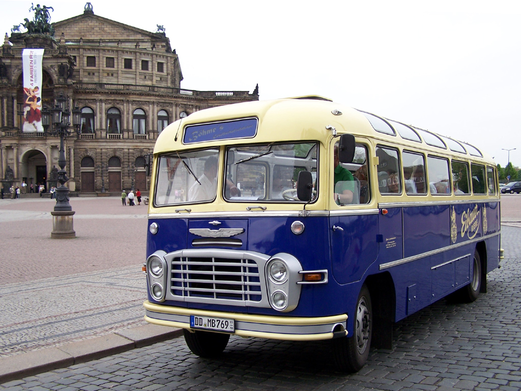 Saxony, Ikarus 311.61 № DD-MB 769