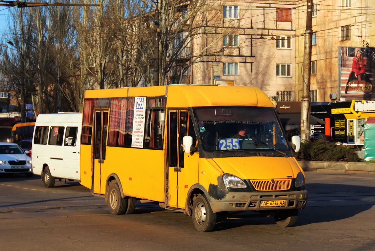 Dnepropetrovsk region, Ruta 25 № AE 6766 AA