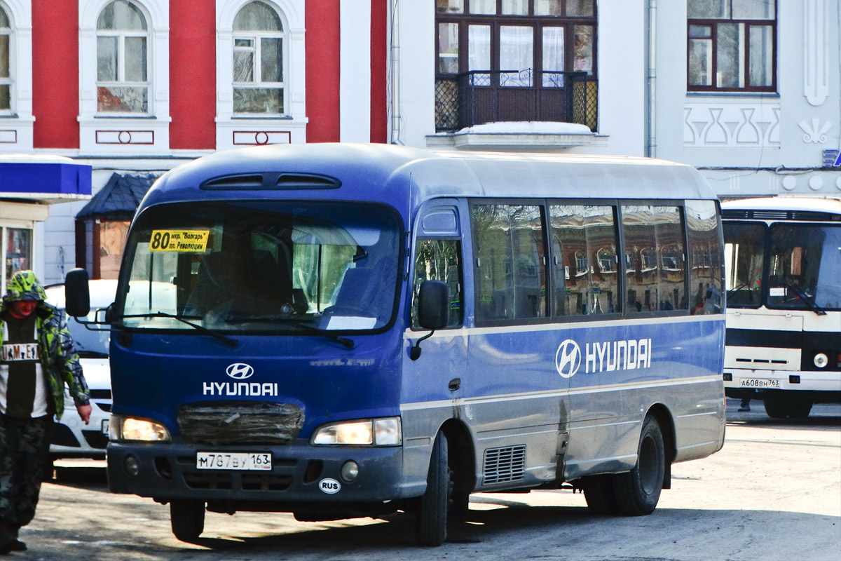 Samara region, Hyundai County Nr. М 787 ВУ 163