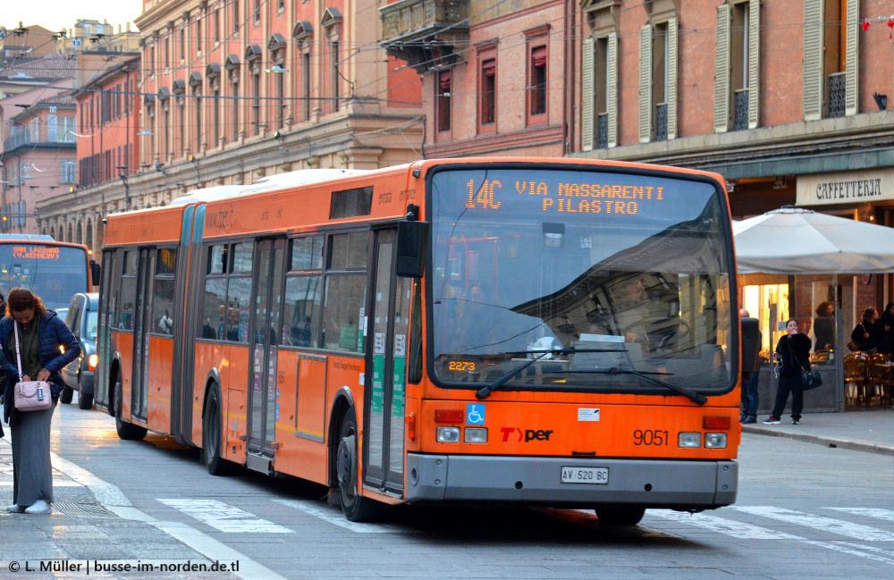 Италия, Van Hool AG300 (De Simon URS 33.01) № 9051