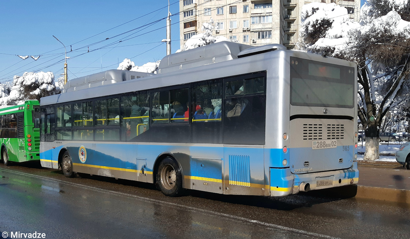 Almaty, Yutong ZK6118HGA # 585