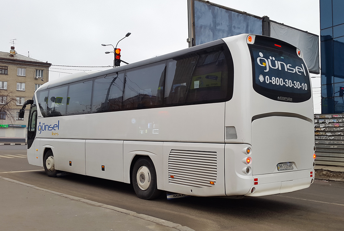 Киев, Neoplan P21 N2216SHD Tourliner SHD № AA 5729 KP