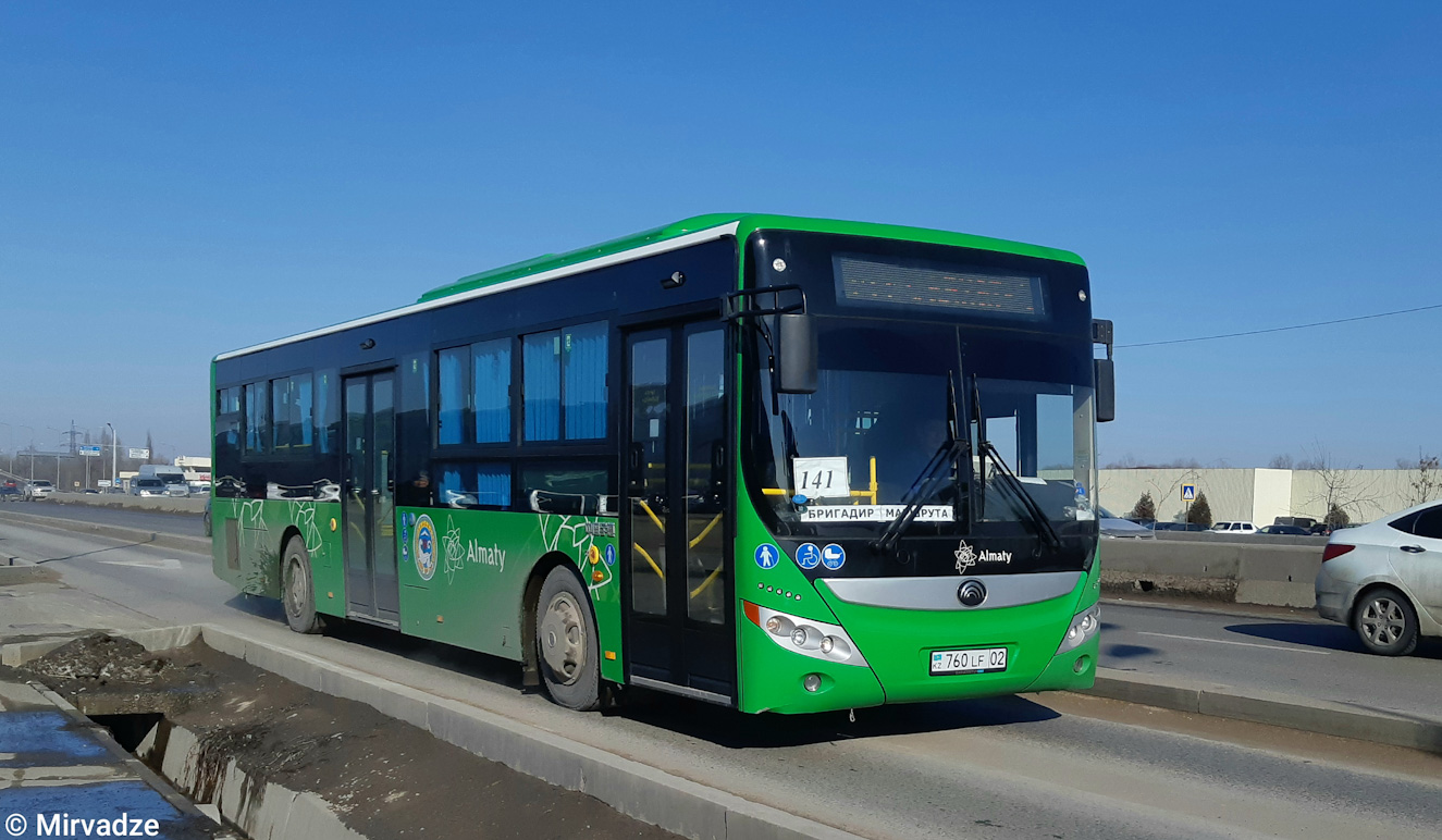 Алматы, Yutong ZK6118HGA № 760 LF 02