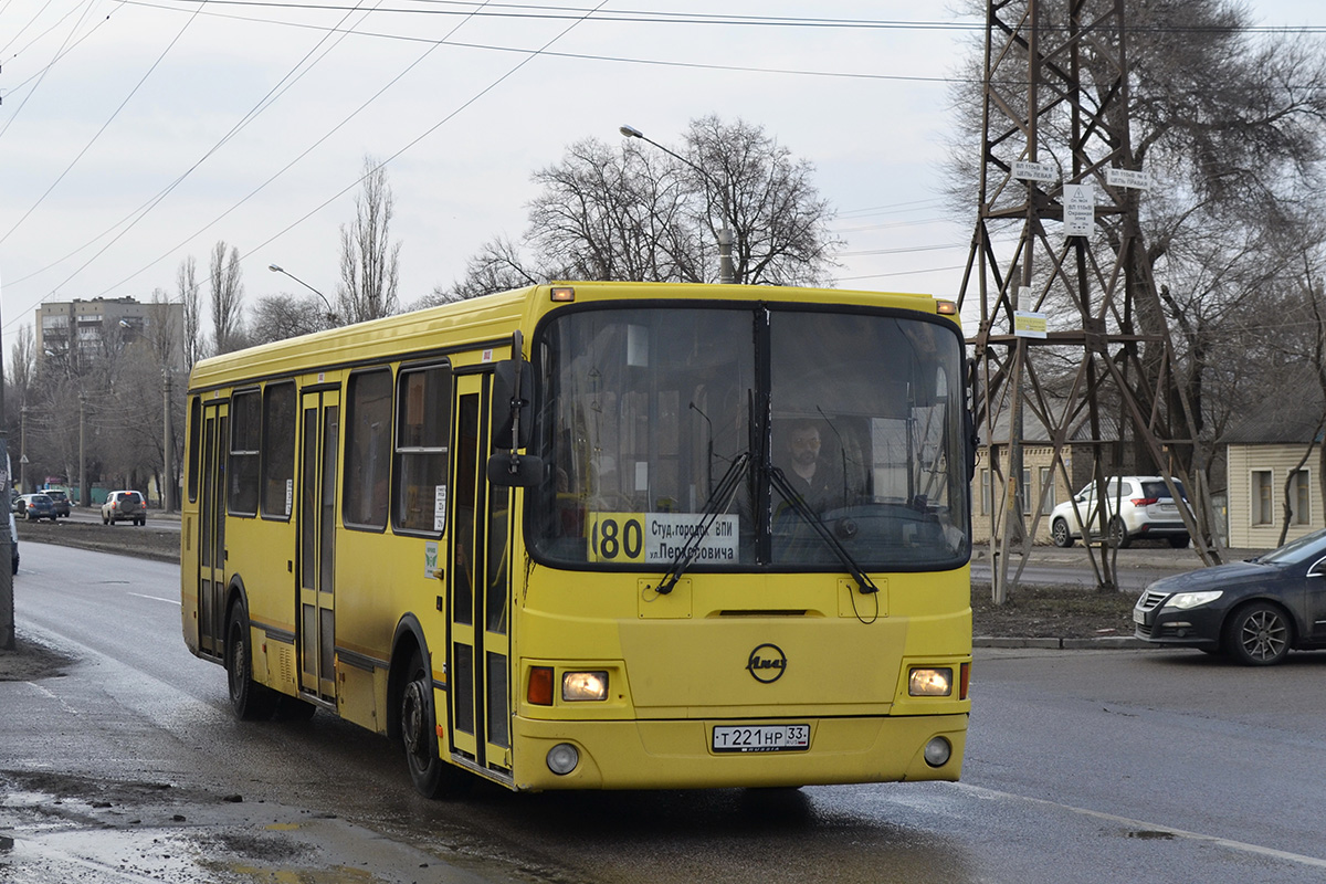 Воронежская область, ЛиАЗ-5256.35 № Т 221 НР 33