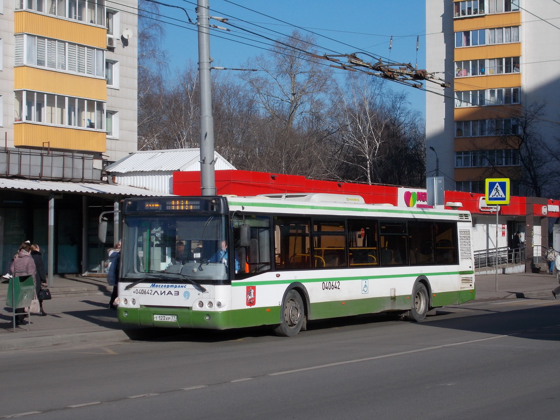 Москва, ЛиАЗ-5292.22 (2-2-2) № 040642