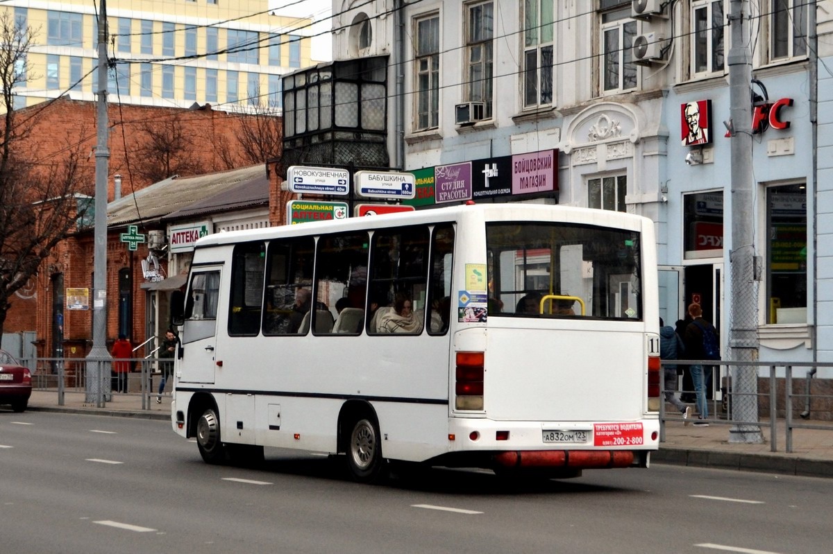 Краснодарский край, ПАЗ-320302-08 № А 832 ОМ 123