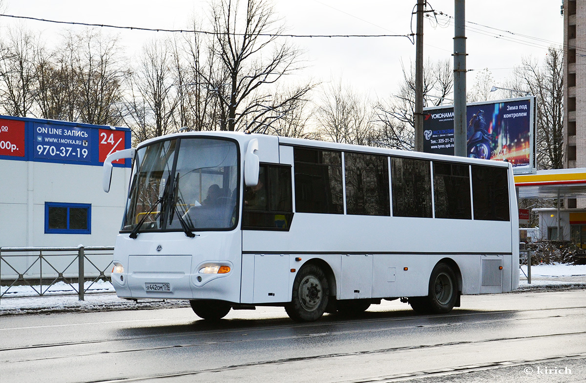Санкт-Петербург, КАвЗ-4235-11 (1-1) № Х 442 ОМ 178
