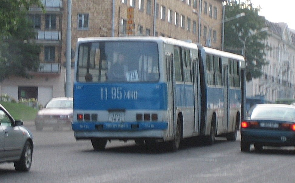Minsk, Ikarus 280.33 # 031811