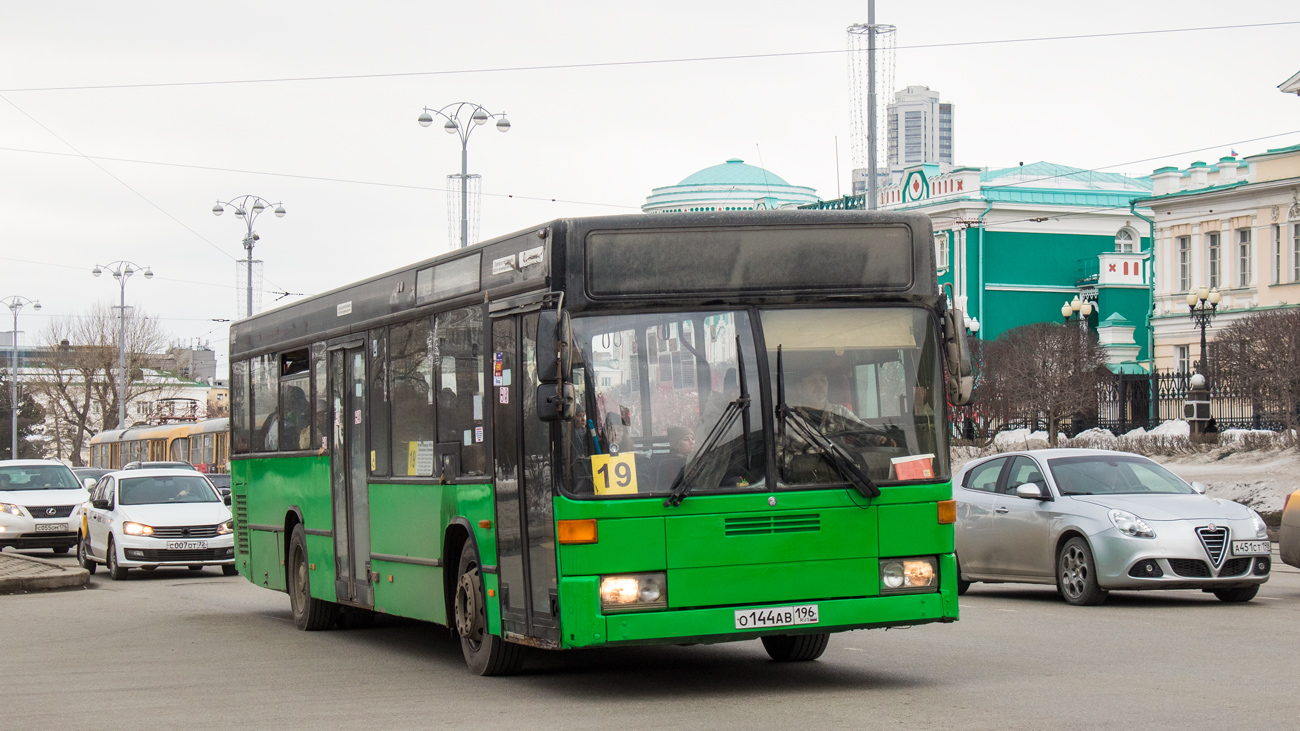 Свердловская область, Mercedes-Benz O405N2 № О 144 АВ 196