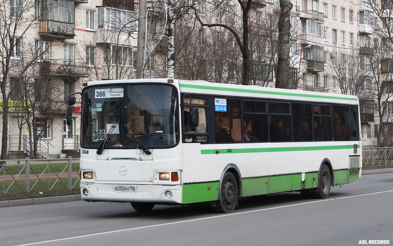 Sankt Petersburg, LiAZ-5293.53 Nr. 3554